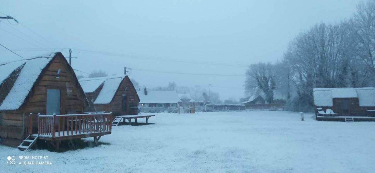 Les Mini-Chaumieres Villa Saint-Martin-Saint-Firmin ภายนอก รูปภาพ